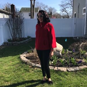 Meet your Posher, Nina